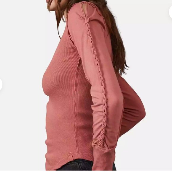 Free People Pink Daisy Chain Chain Cuff Long Sleeve Ribbed Cold Shoulder Top - Picture 2 of 10